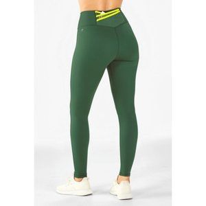 Trinity High-Waisted Pocket Legging in Green (size small)